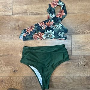 NWOT high waisted swimsuit